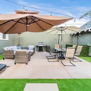  Apartment Plush 2-bed In Riverside Heights!